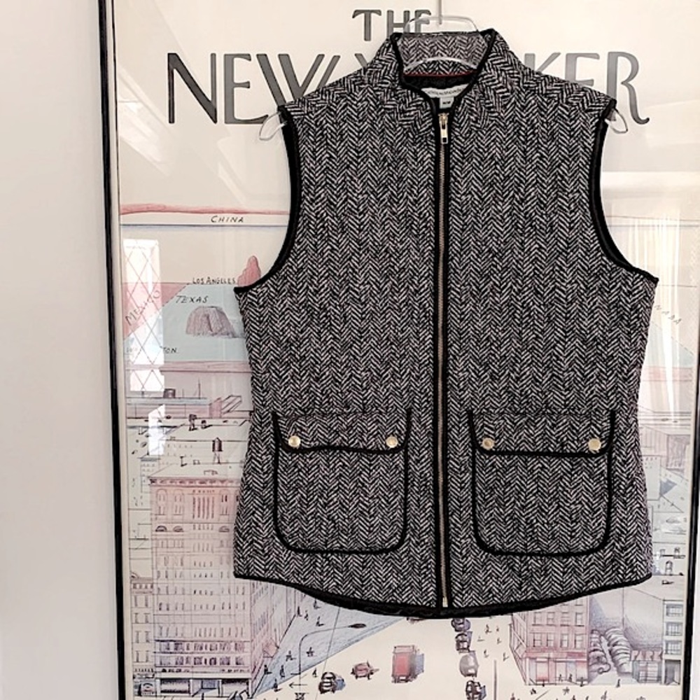 Catherine Malandrino, diamond quilted tweed black and white puffer vest size M